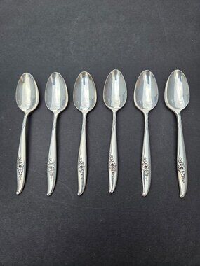 6 Oneida Nobility Plate Magic Moment 6-Inch Teaspoons  Vintage Silverware Flatwa